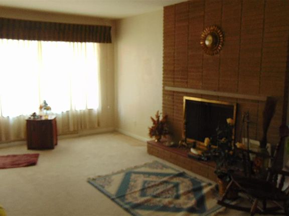 5th image of 4050 Loughborough Ave