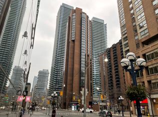 55 Charles St W #203, Toronto, ON M5S 2W9