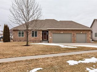 1207 NW Rockcrest Rd, Ankeny, IA 50023