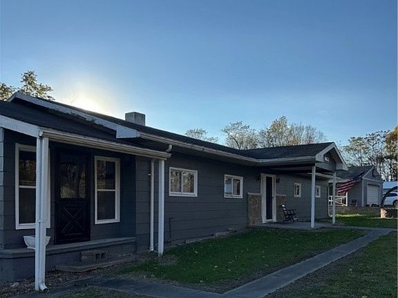 2nd image of 44952 Moose Ridge Rd
