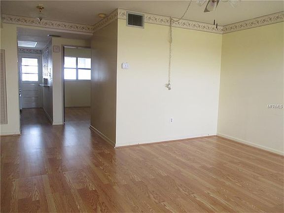 3rd image of 5940 21st St N APT 12