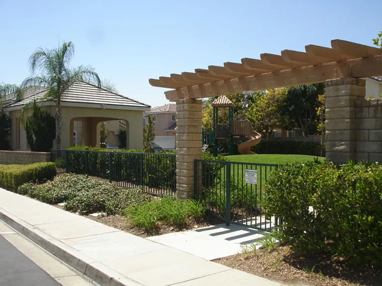24623 Montevista Cir — Photo 23
