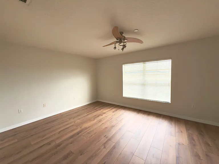 2526 Lexington Oak Dr — Photo 11