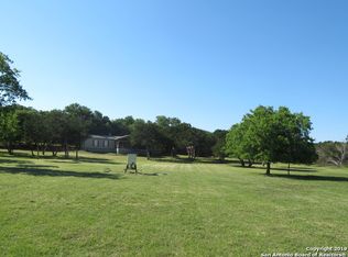 126 Smokey Riv N, Boerne, TX 78006