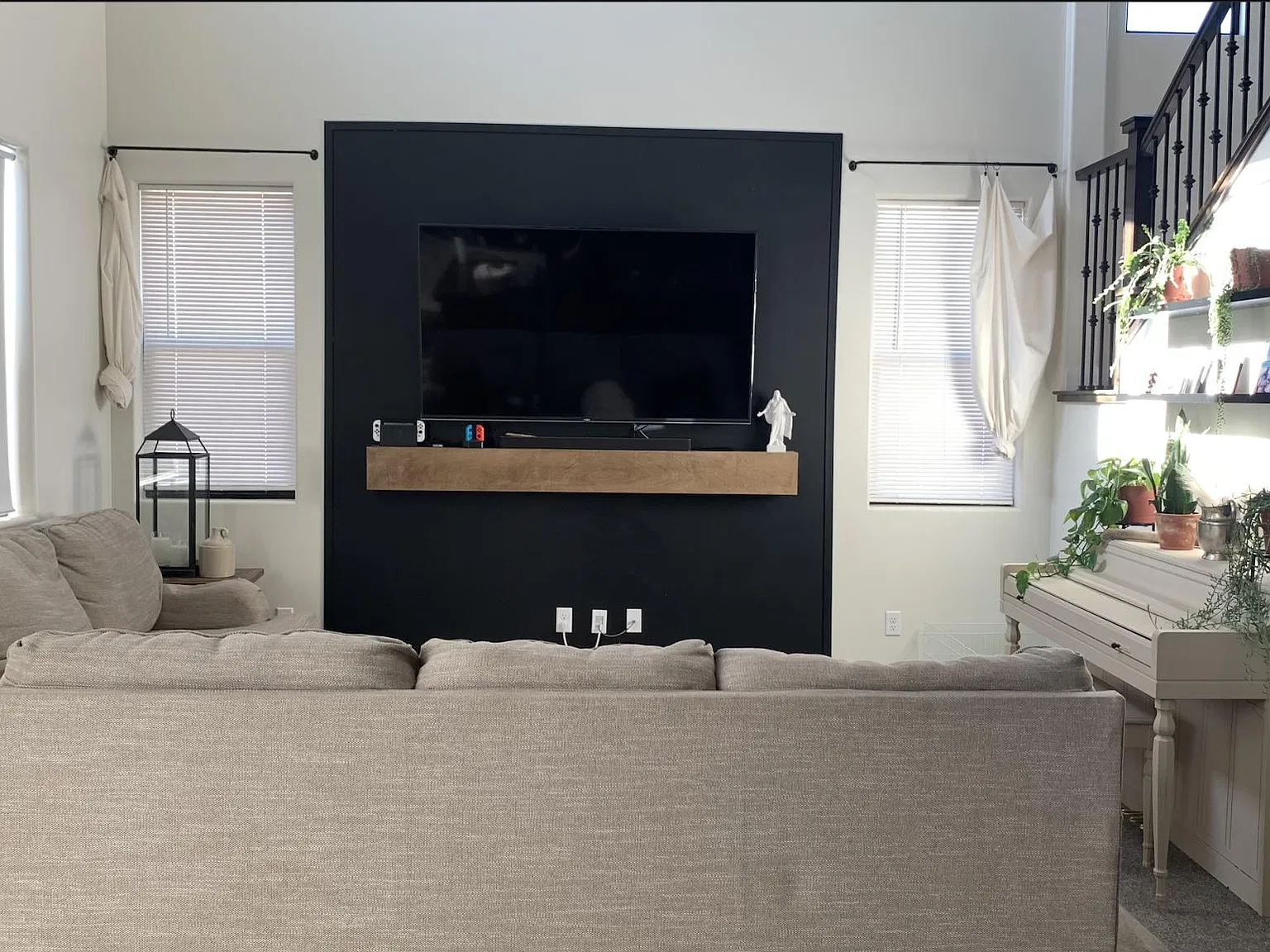 3 bed, 2.5 bath, 1777 sqft, $1,990 — Photo 3