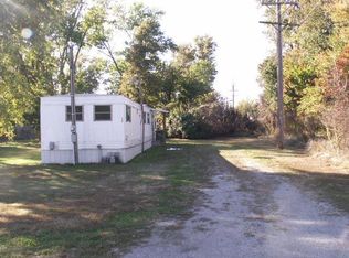 125 Vera St, Carterville, IL 62918