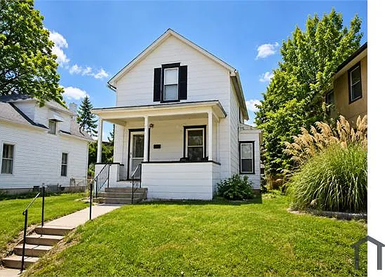 235 W Homer St #1 — Photo 1