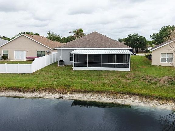 5th image of 9728 Cypress Harbor Dr