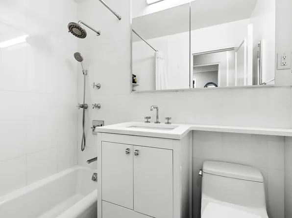 165 East 32nd Street image 6 of 9