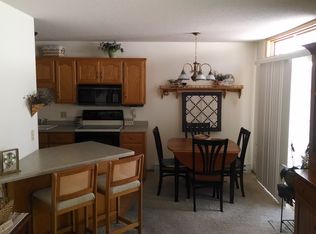 283 Zumbro Dr NW, Rochester, MN 55901