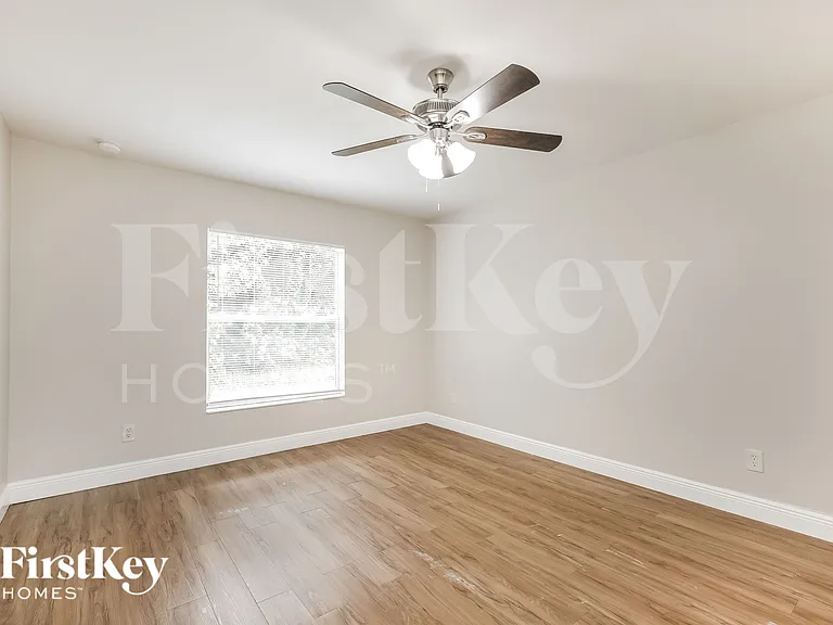 1703 Dale Ave — Photo 8