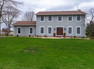 16056 Bush Blvd, Bloomington, IL