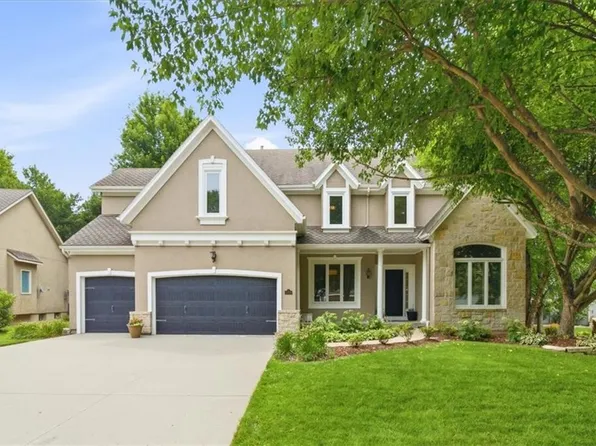 5709 W 147th Pl, Overland Park, KS 66223
