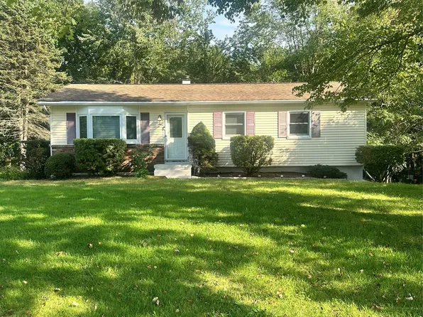 9 Elizabeth Drive, Hopewell Junction, NY 12533