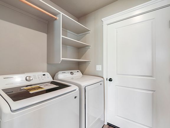 5th image of 725 Ellie Dr #8