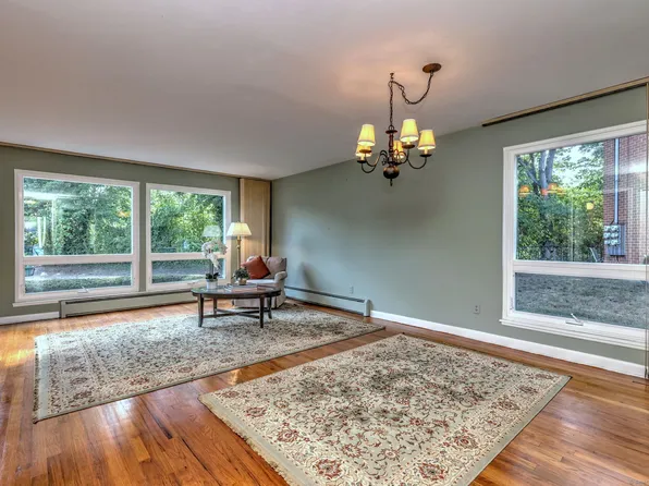 141 Centerbrook Road, Hamden, CT 06518