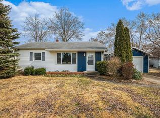 2011 Commonwealth Rd, Benton Harbor, MI 49022