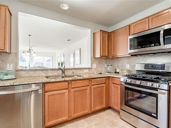 4th image of 7900 Tatum Dr
