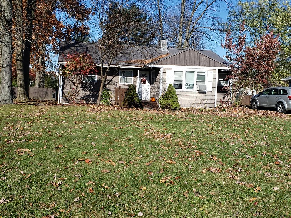 1st image of 1112 Overlook Dr