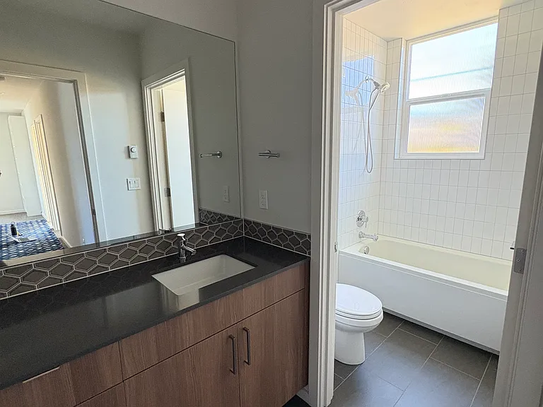 second floor full bathroom