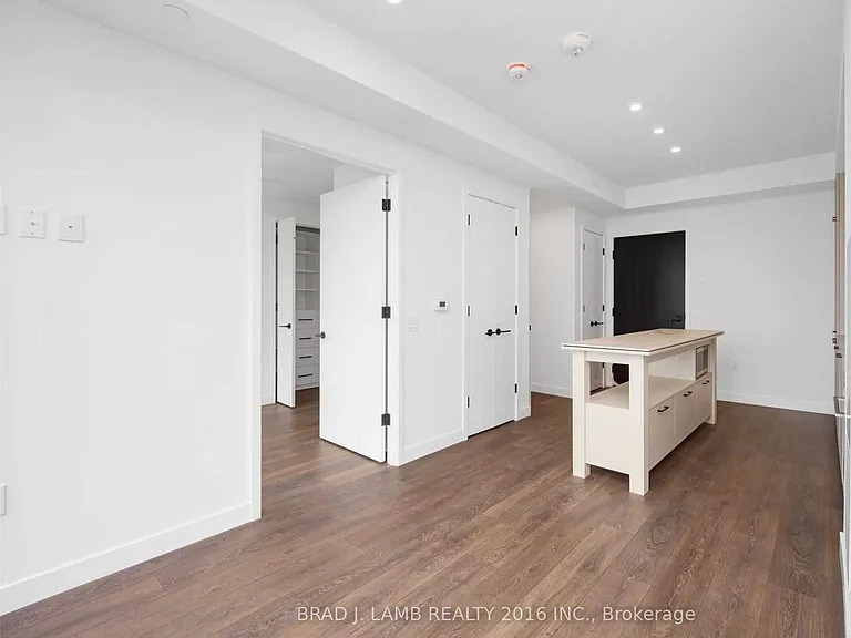 505 Richmond St W #717 — Photo 5