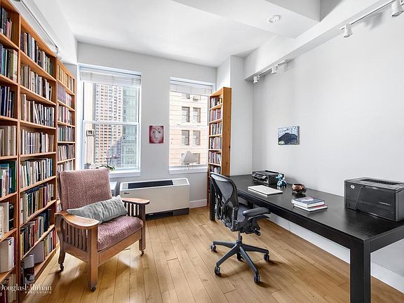 5th image of 80 Chambers St APT 10D