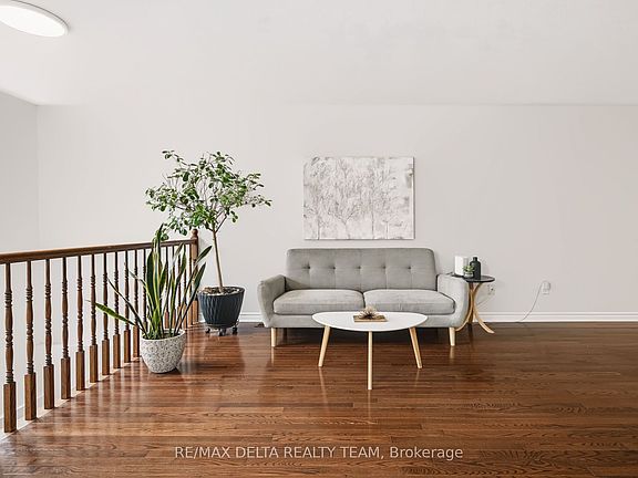 5th image of 616 Spikemoss Pl
