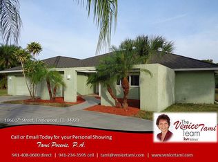 1060 5th St, Englewood, FL 34223