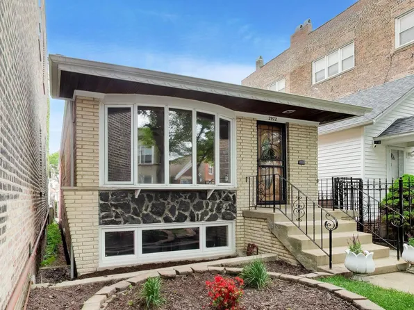 2972 S Loomis St, Chicago, IL 60608