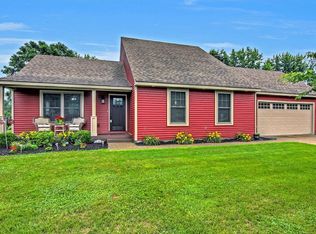 1517 Ironwood St SW, Demotte, IN 46310