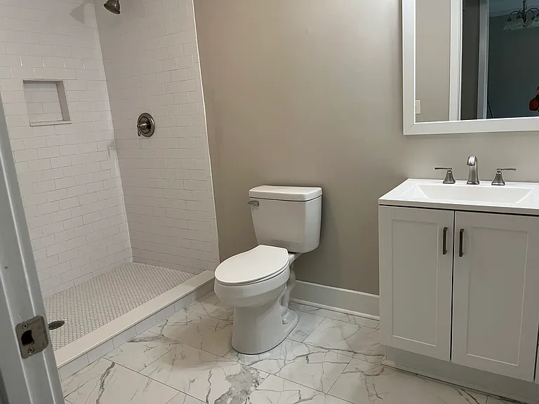 1409 Merrimac St — Photo 9