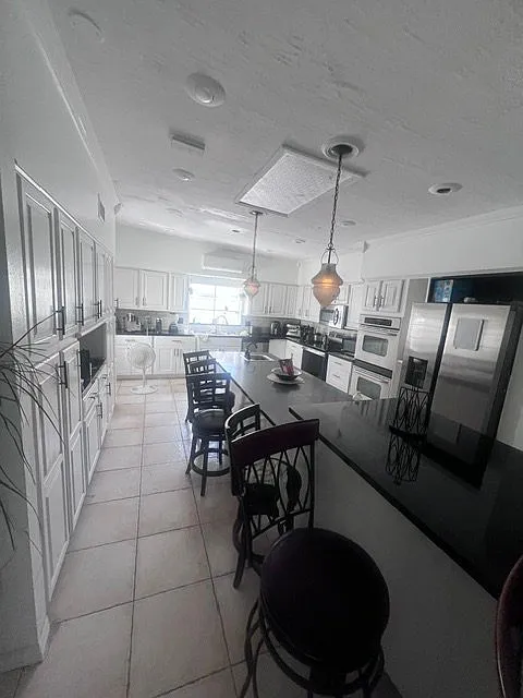 Waterfront Studio Suite on St. Pete Beach — Photo 2