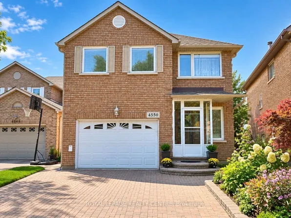 4550 Kettleby Ct, Mississauga, ON L4Z 2V7