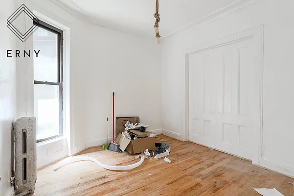 Rented by ERNY LLC | media 14