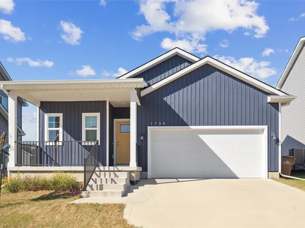 1739 Howard Dr, Norwalk, IA 50211