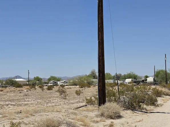 13762 S Cecil Cir, Wellton, AZ 85356
