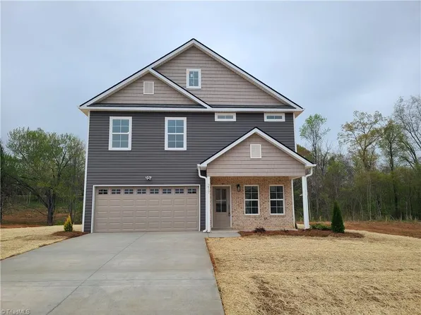 217 Timber Hill Ct, Rural Hall, NC 27045