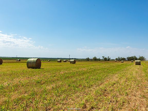 2nd image of 2746 Fm