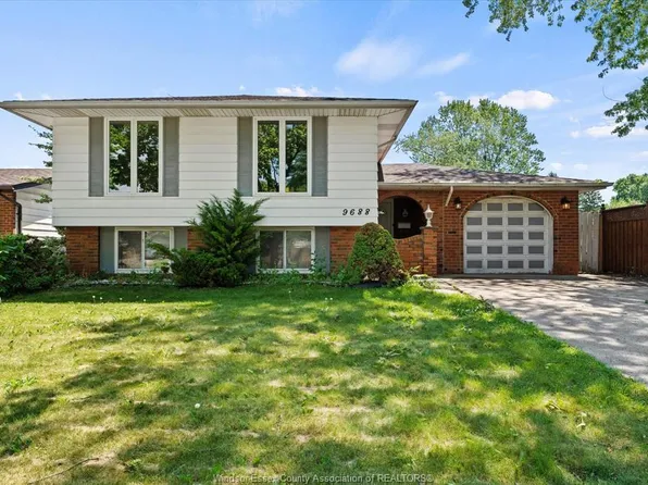 9688 Chestnut Dr, Windsor, ON N8R 1G8