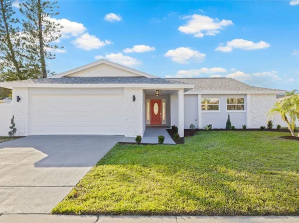 12800 98th St, Largo, FL 33773