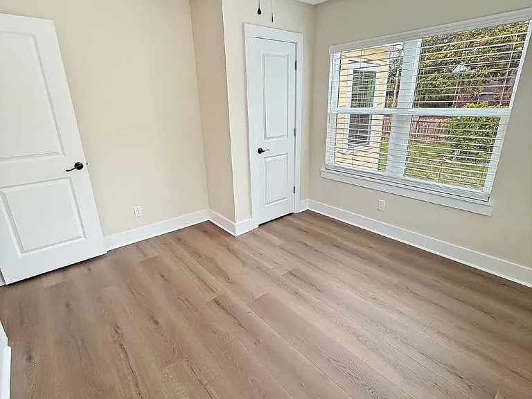 239 N K St — Photo 9