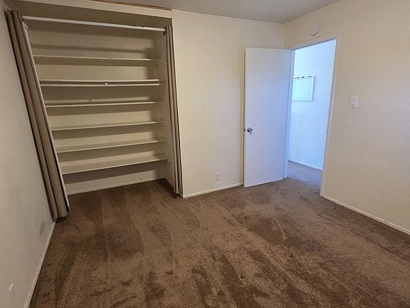 4th image of 529 21st St APT N