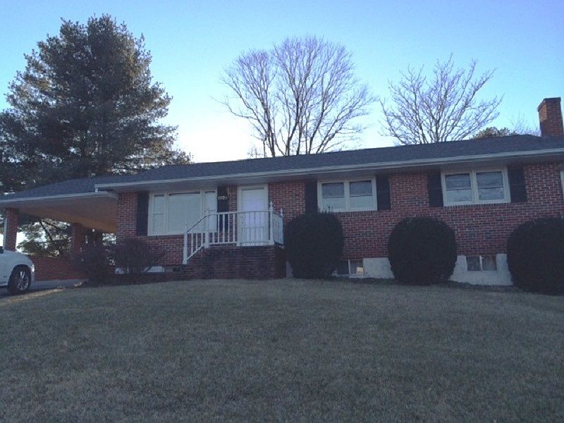 1st image of 5903 Maywood Ave