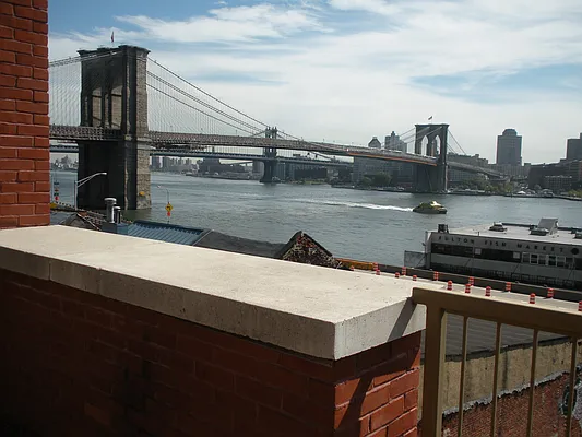 Rented by Metro Realty NY Inc | media 23