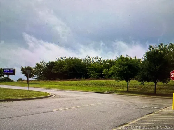 1299 Highway 70, Madill, OK 73446