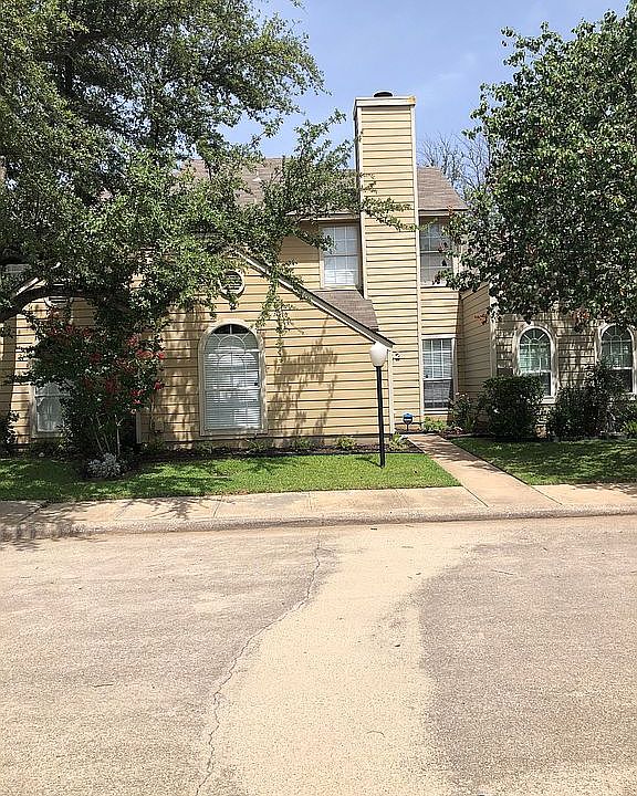 1st image of 802 Ventura Park