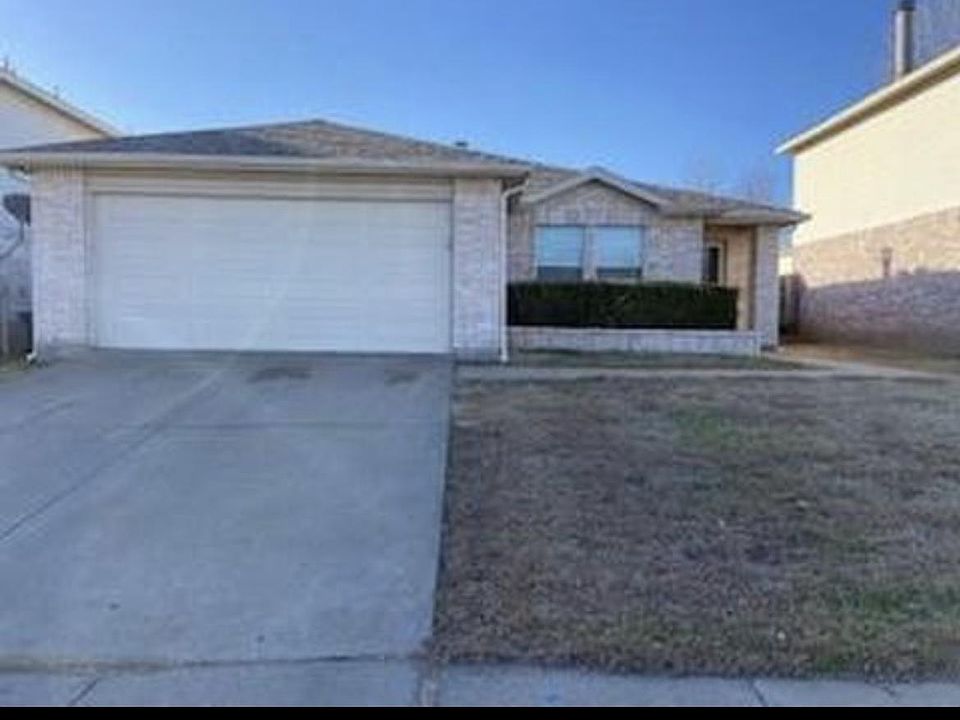 1st image of 4205 Hunters Creek Dr