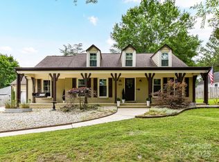 4711 Truscott Rd, Charlotte, NC 28226