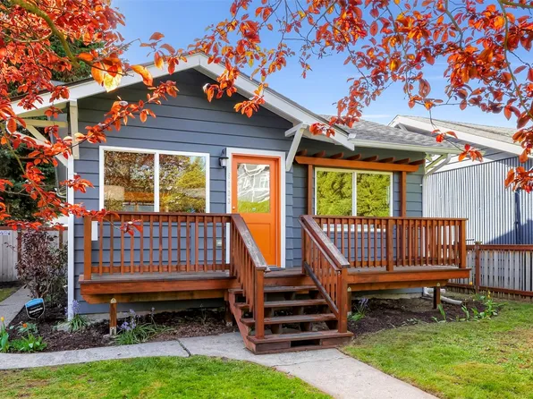 6023 44th Avenue SW, Seattle, WA 98136