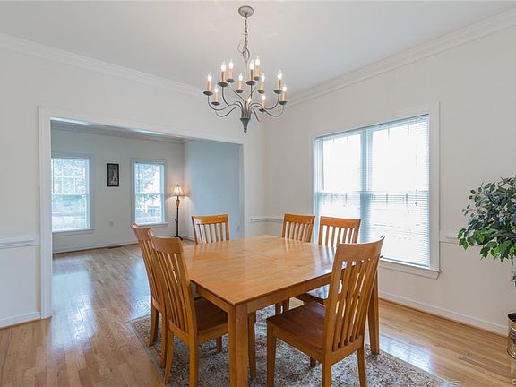 5th image of 10711 Toston Ln